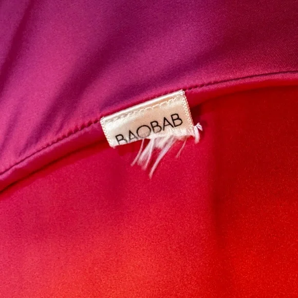 Baobab Ari Ombre Gown in Size Medium - Picture 9 of 14